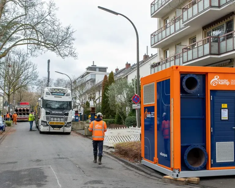 Een pompcontainer in Bonn van Vanderkamp