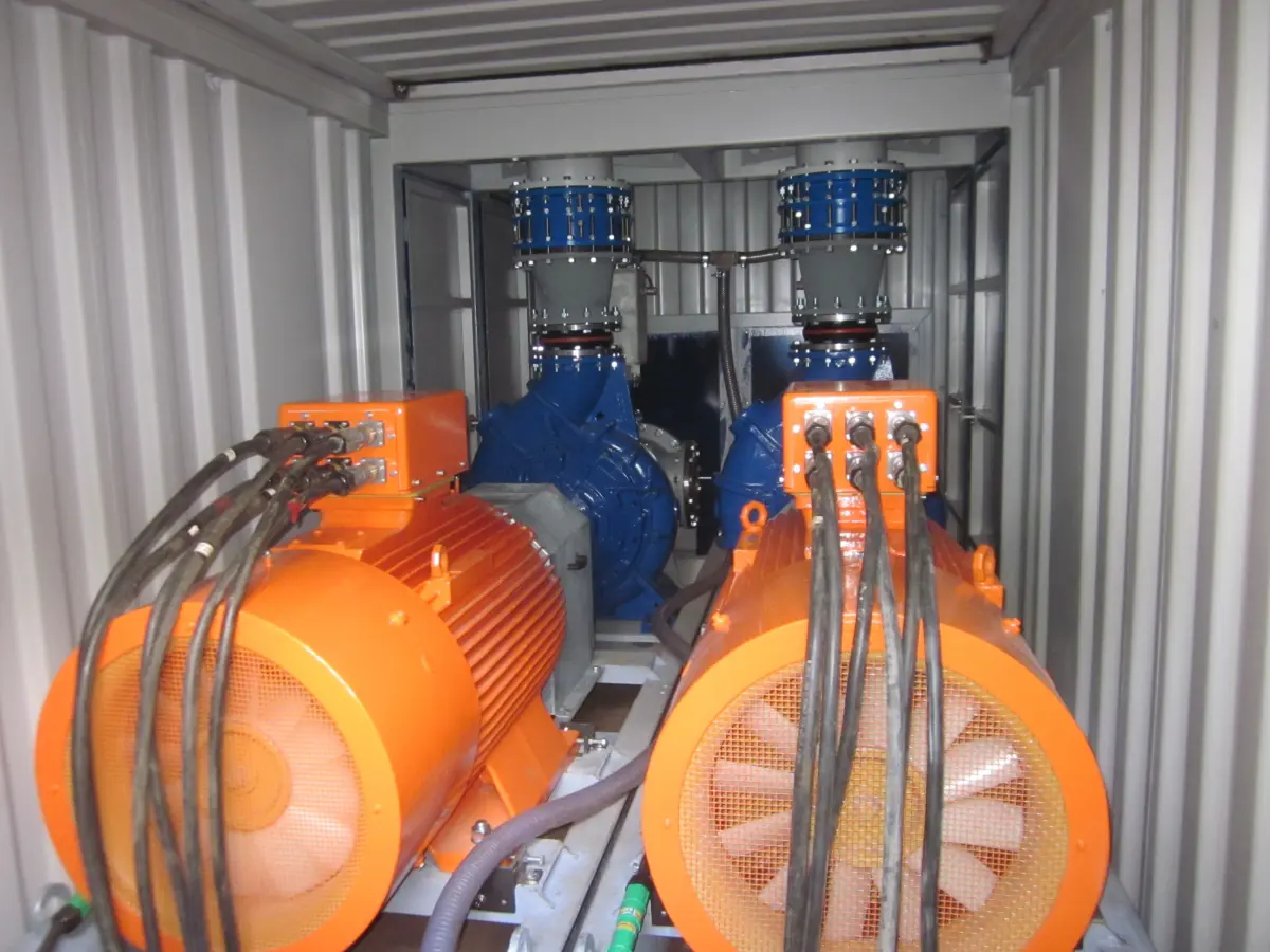 Vanderkamp heeft een tijdelijke pompinstallatie geplaats voor Tech-Pomp