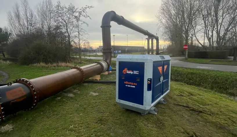 Rental pomp en wegoverspanning in Oostduinkerke