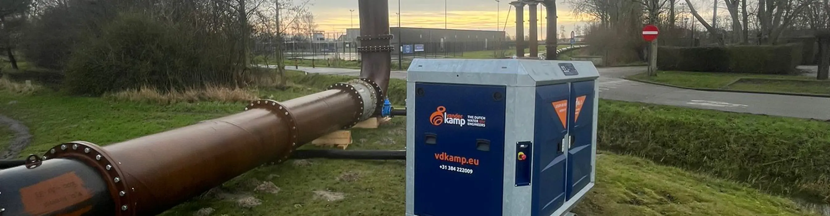 Rental pomp en wegoverspanning in Oostduinkerke