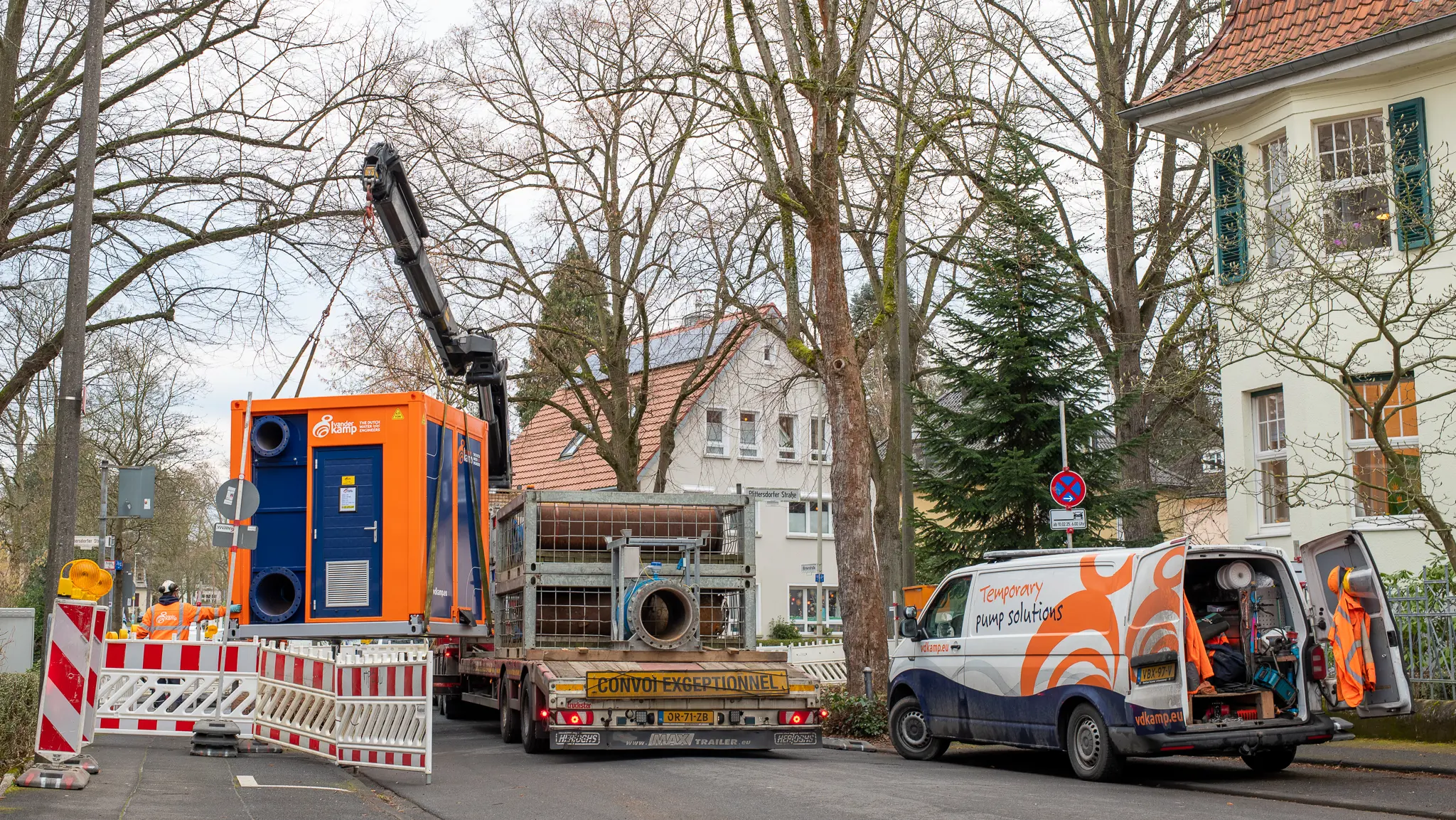 Vanderkamp Zet nieuwe pompcontainer neer in Bonn