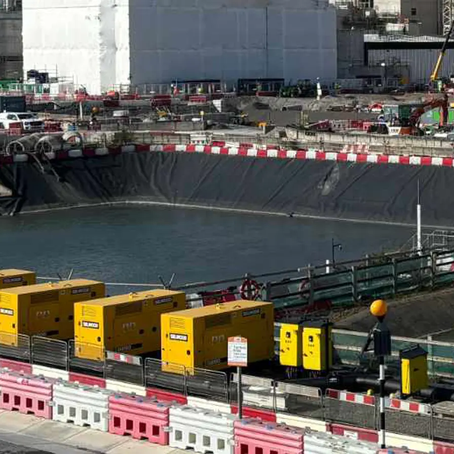 Selwood pumps operating at Hinkley Point