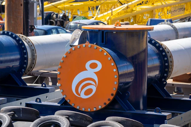 Vanderkamp bindplaten op een buis