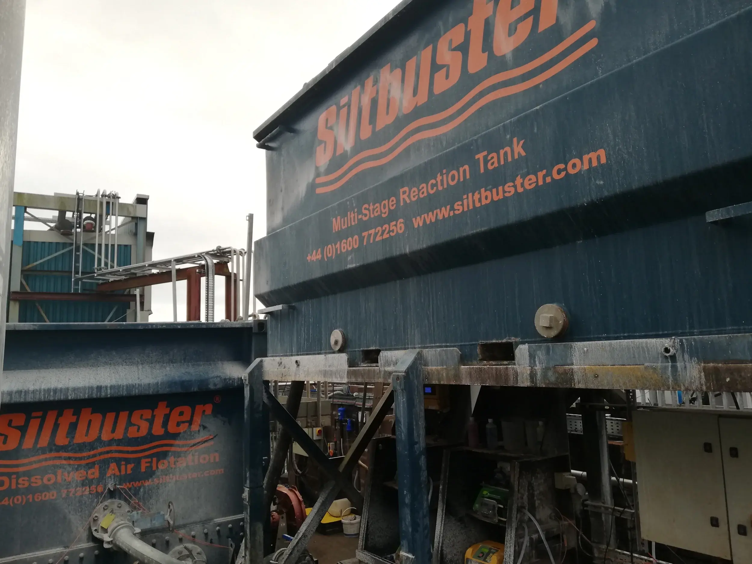 DAF-installatie afvalwaterbehandeling bij zuivelfabriek