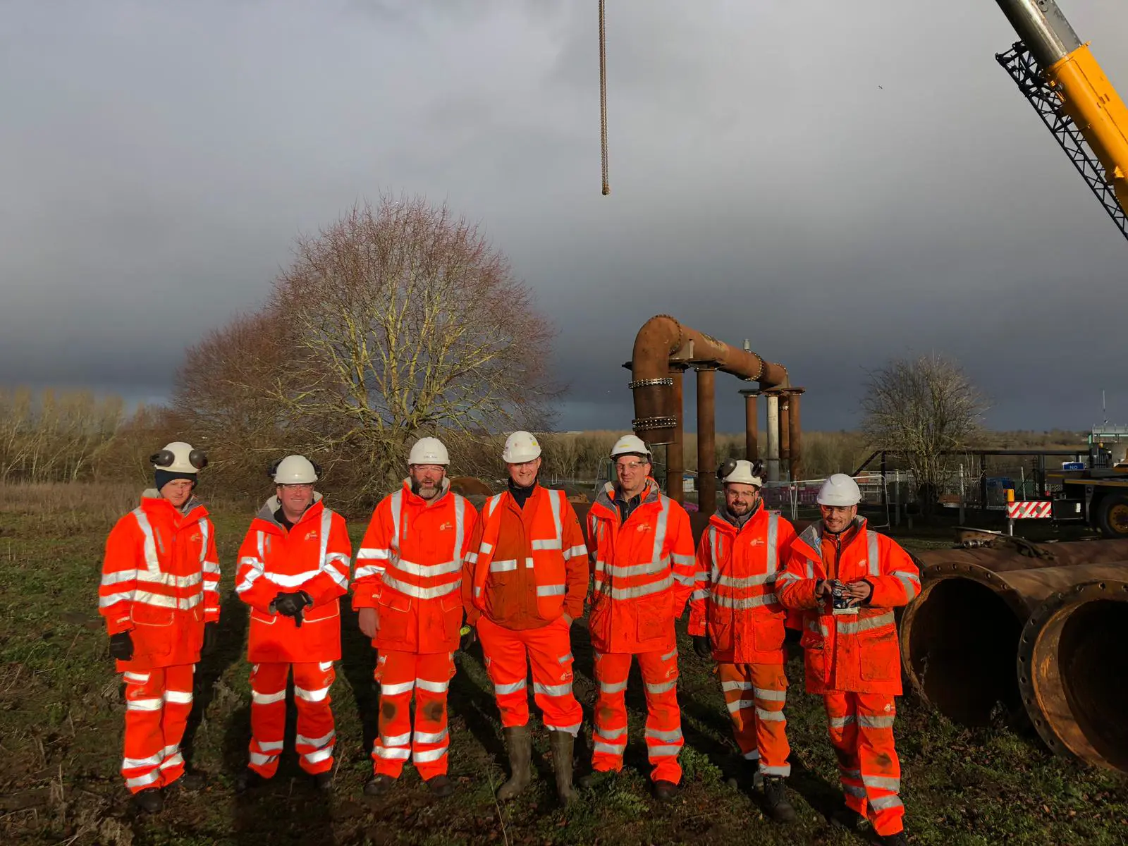 Vanderkamp verpompt 190 miljoen liter weg via wegoverspanning met tijdelijke pompinstallatie