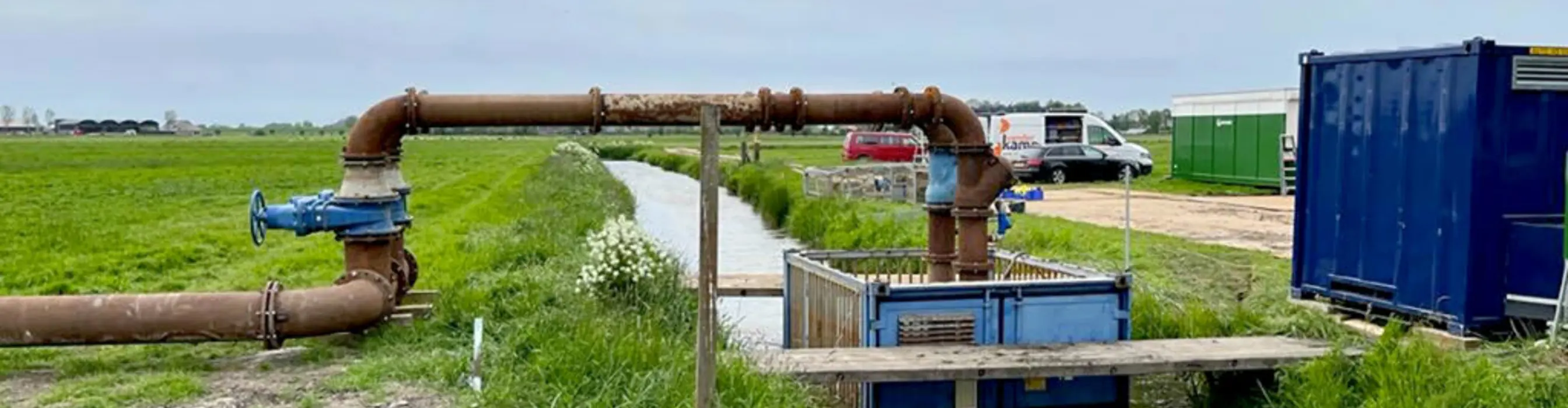 Foto van opstelling van Vanderkamp in Zwolle bij oppervlaktegemaal Stins. 