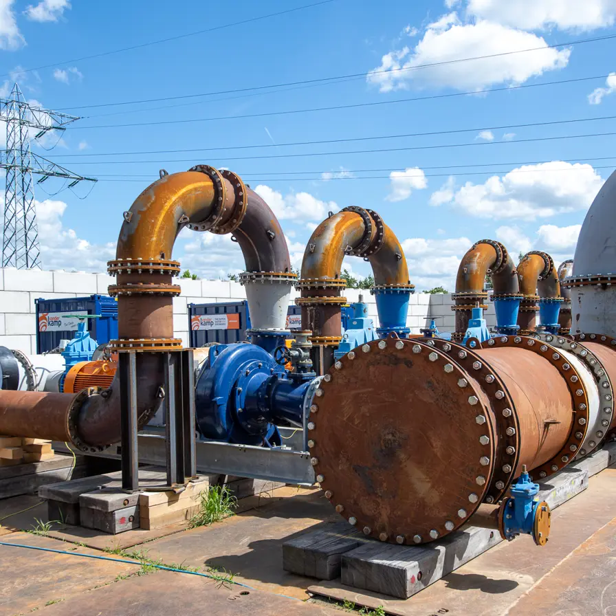 Installatie ter vervanging van stamriool oss oijen aangelegd door Vanderkamp Pompen.